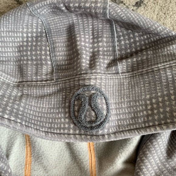 Lululemon scuba hoodie size 8 - Picture 3 of 5